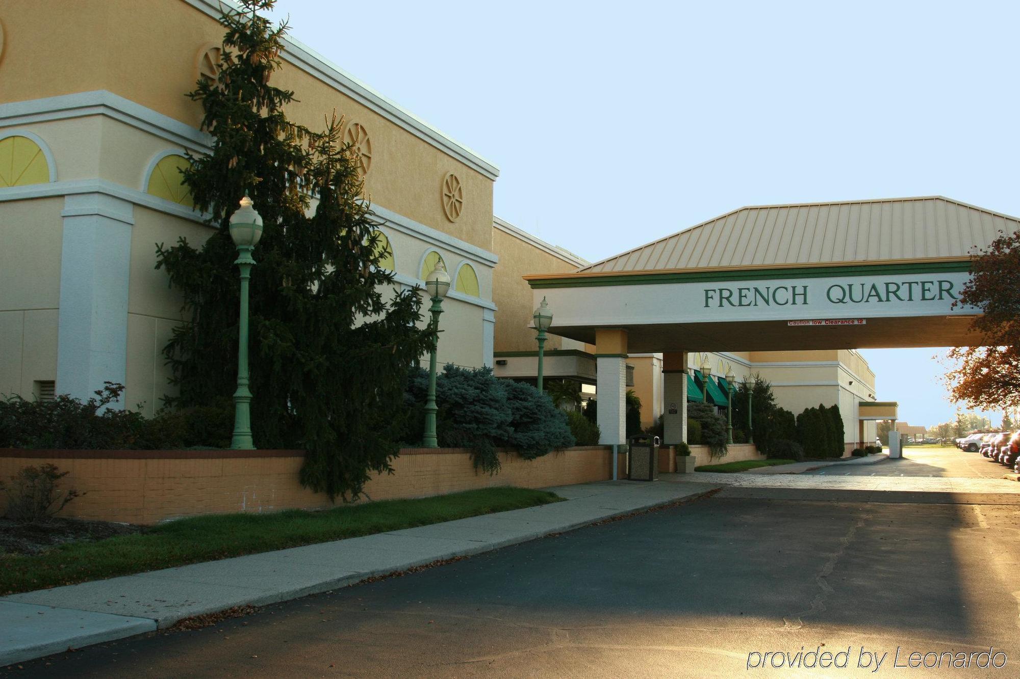Holiday Inn Perrysburg French Quarter المظهر الخارجي الصورة